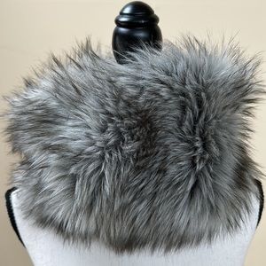 Loft Gray Faux Fur Collar / Scarf